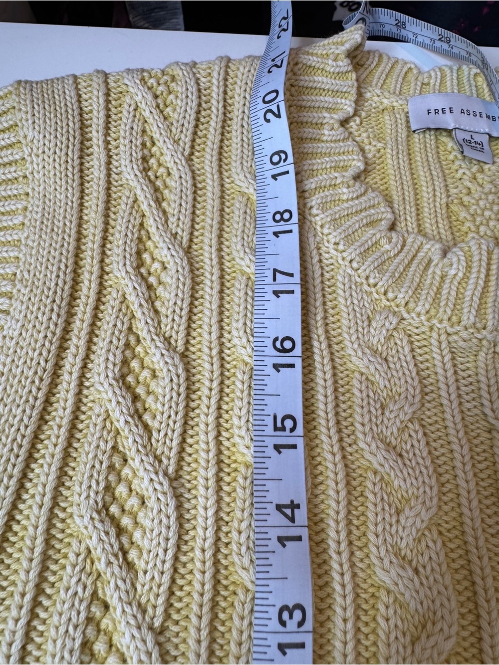 Free Assembly Cable Knit Sweater Vest NWT Yellow 100% Cotton Size Large 12-14 - Picture 7 of 9